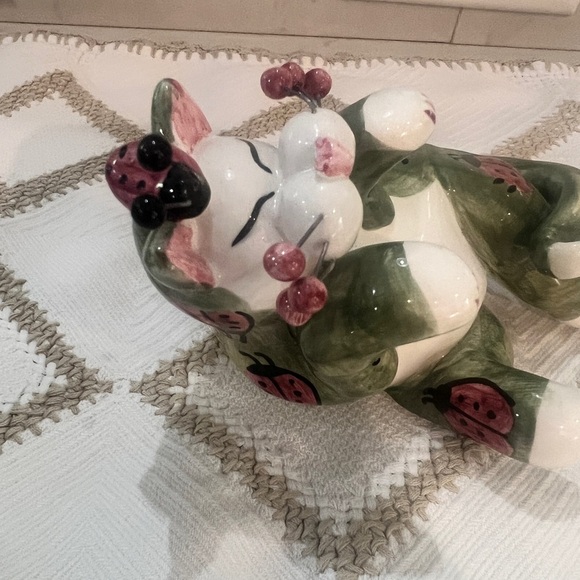 Annaco Creations 2002 Amy Lacombe Whimsiclay Cat with ladybugs - Picture 4 of 12